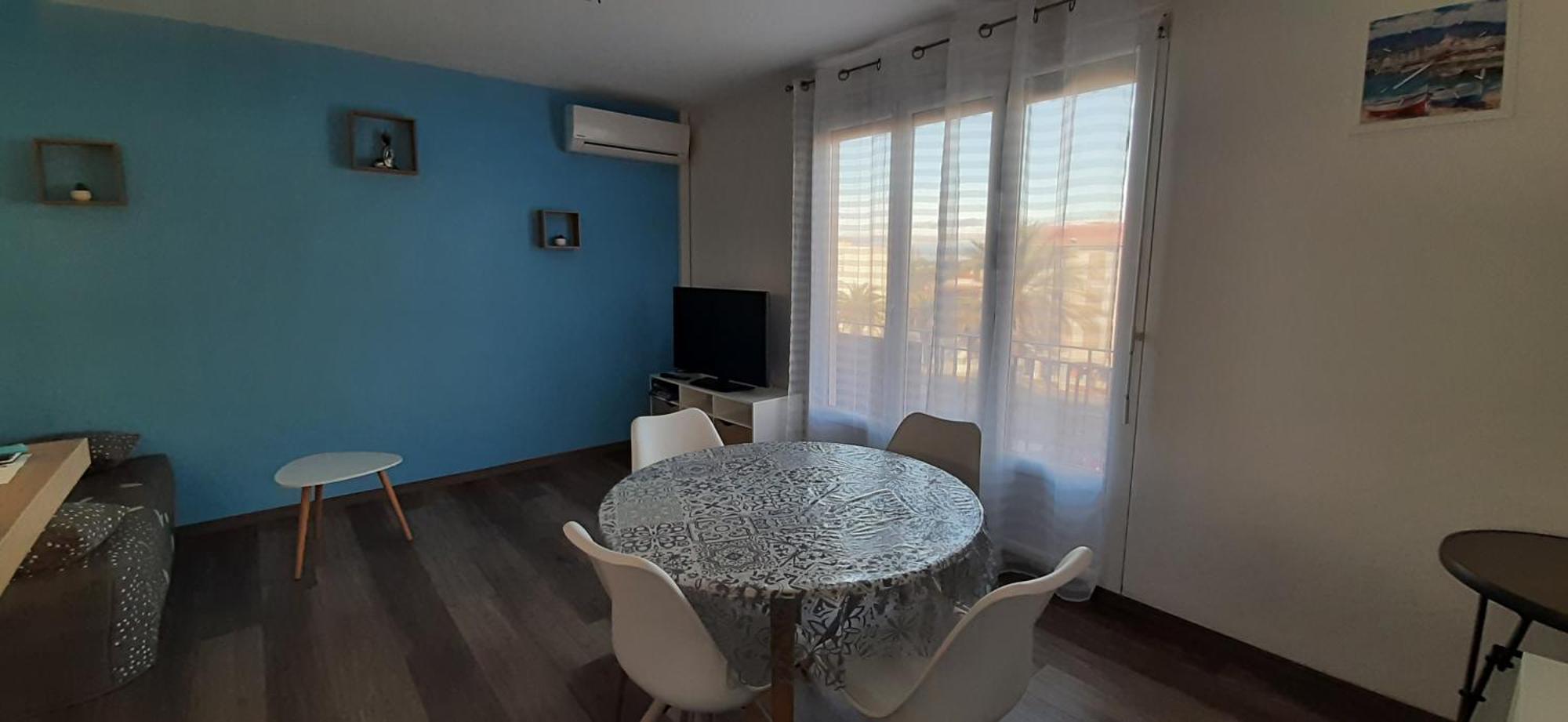 Le Dauphin- Appartement Avec Vue Mer แซงต์-ซีเปรียง ภายนอก รูปภาพ